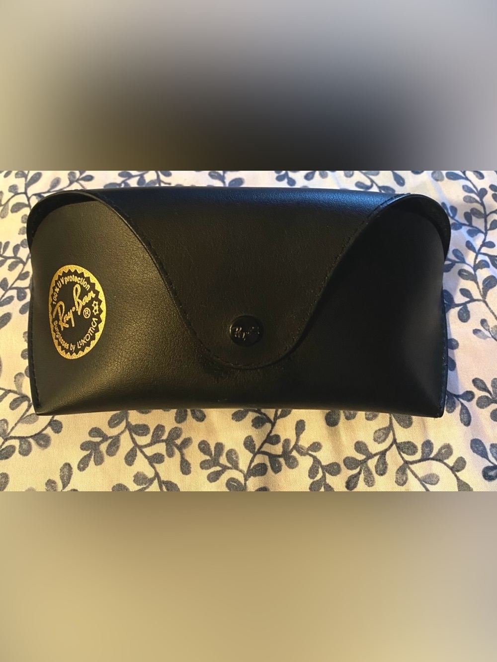 Ray-Ban Black Clamshell Hard Eyeglass Case with Belt Loop
